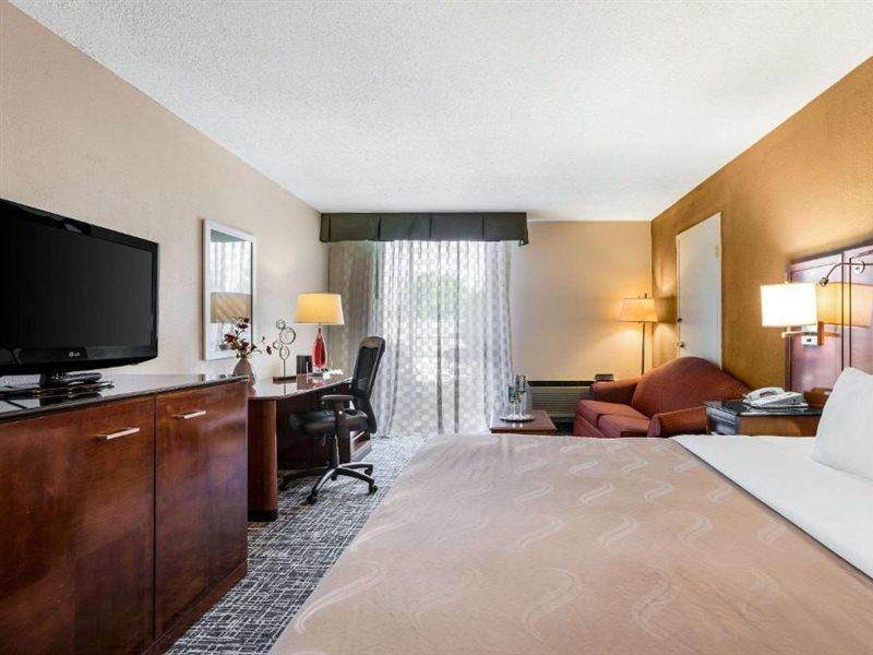 Hotel Wingate By Wyndham Troy Exterior foto